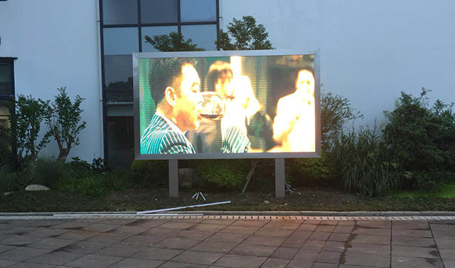 江蘇無錫協(xié)和學(xué)校P6戶外高清LED顯示屏項(xiàng)目由上海智彩科技設(shè)計(jì)、安裝